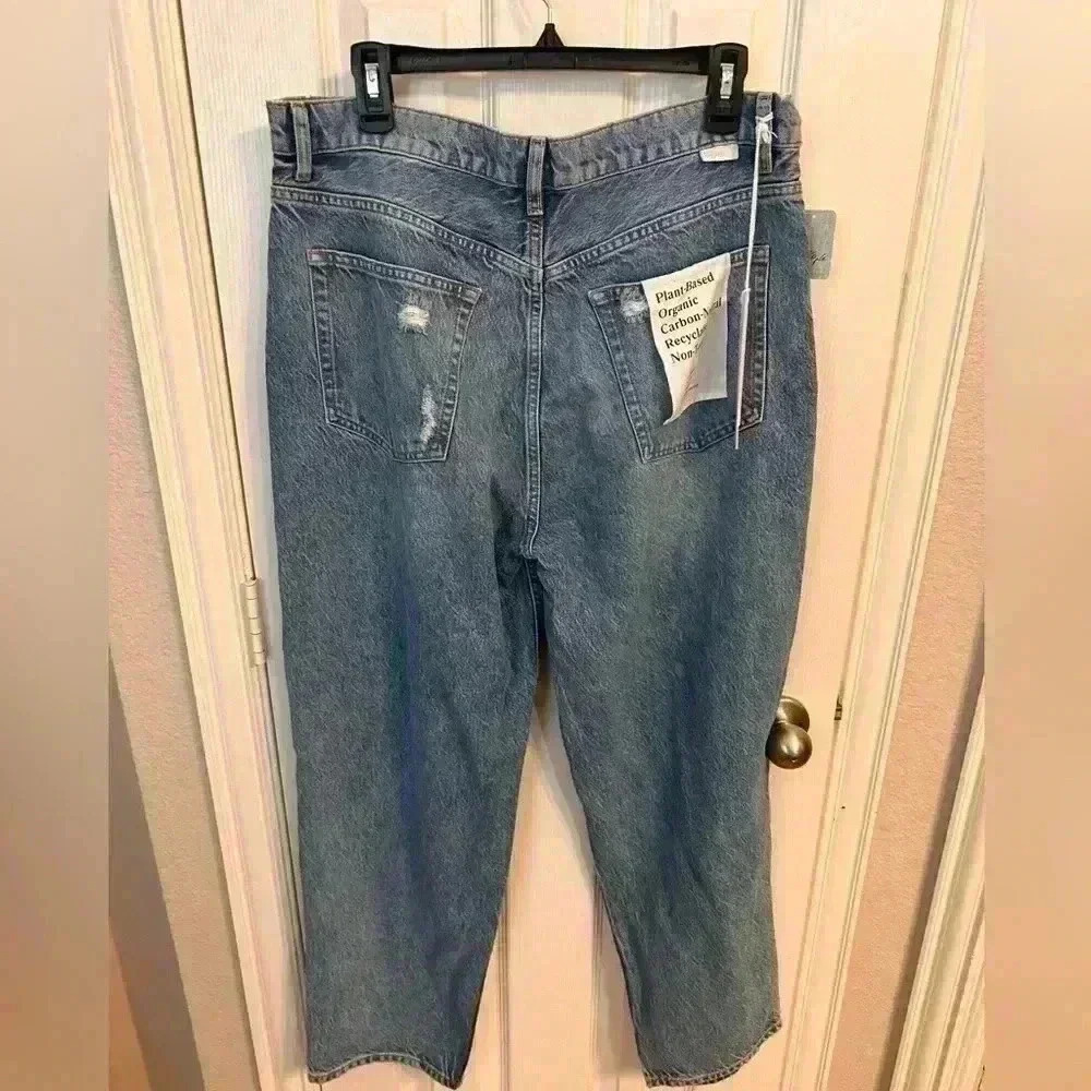 Free People Boyish‎ The Toby Relaxed Taper Jeans Size 32 - Picture 2 of 6